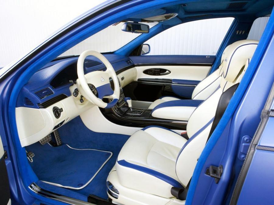 Интерьер Maybach 57S by FAB Design (W240) 2009 года  (фото 8 из 15)